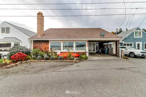 University Place, WA 98466,2427 Day Island BLVD W