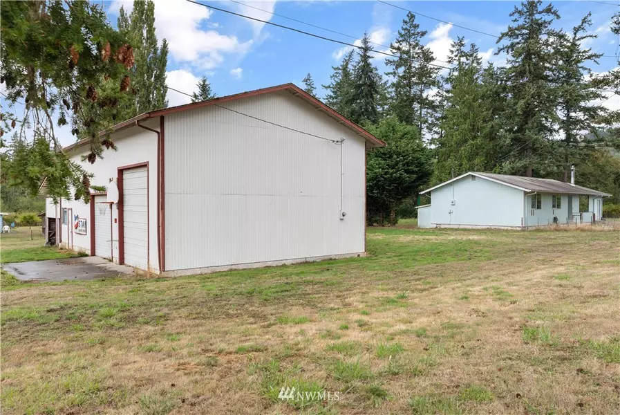 6074 Matzdorf ST, Anacortes, WA 98221