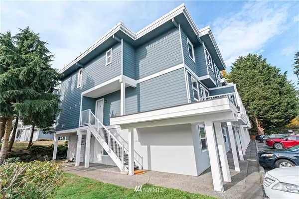 6705 204th ST SW #103, Lynnwood, WA 98036