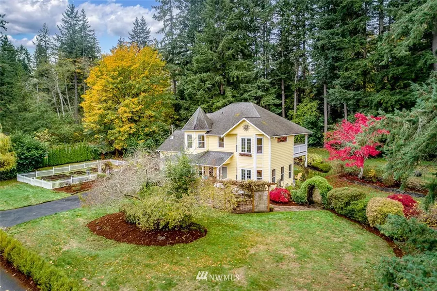 15301 Virginia Point RD NE, Poulsbo, WA 98370