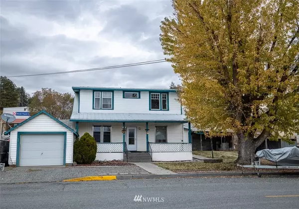 7 Cherry AVE E, Omak, WA 98841