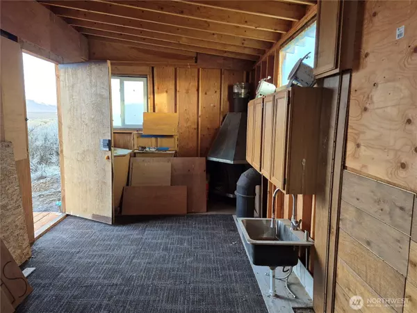 Ephrata, WA 98823,3123 Paint CT