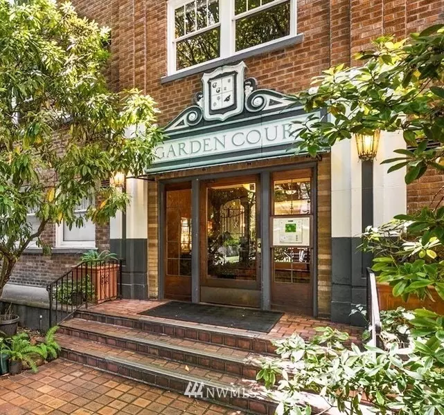 1631 16th AVE #415, Seattle, WA 98122