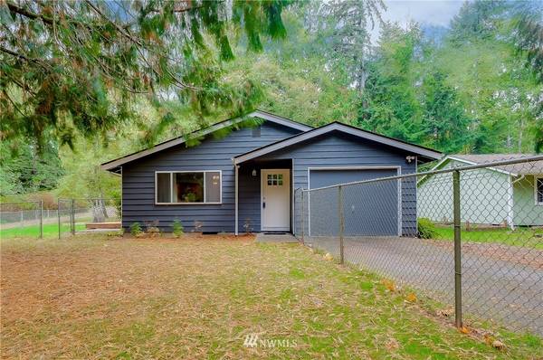 810 Alaska AVE E, Port Orchard, WA 98366