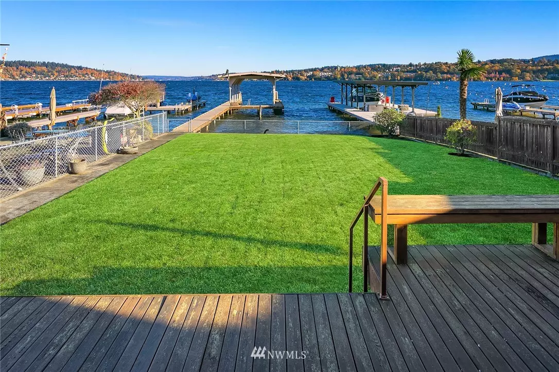 Seattle, WA 98178,8718 S 113th ST