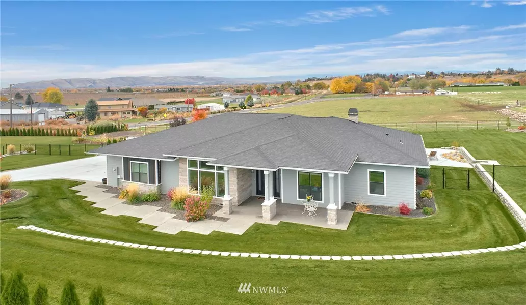 6101 Horizon View LN, Yakima, WA 98901