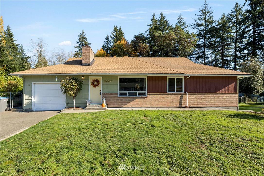 1334 Carr BLVD, Bremerton, WA 98312