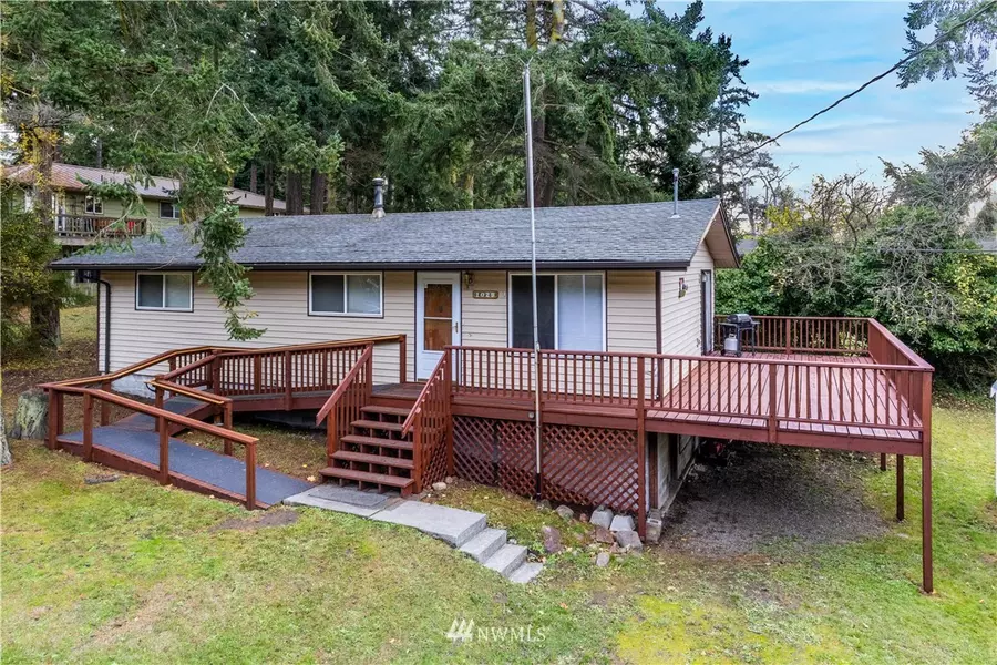 1029 Center ST, Port Townsend, WA 98368