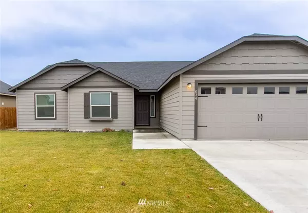 Moses Lake, WA 98837,634 S Lakeland DR