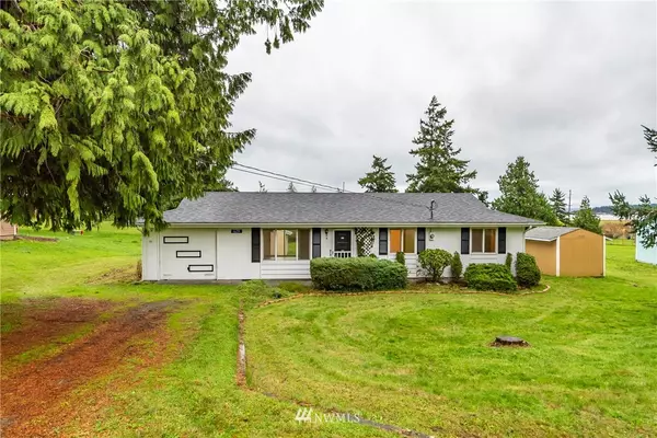 629 Crockett Lake DR, Coupeville, WA 98239