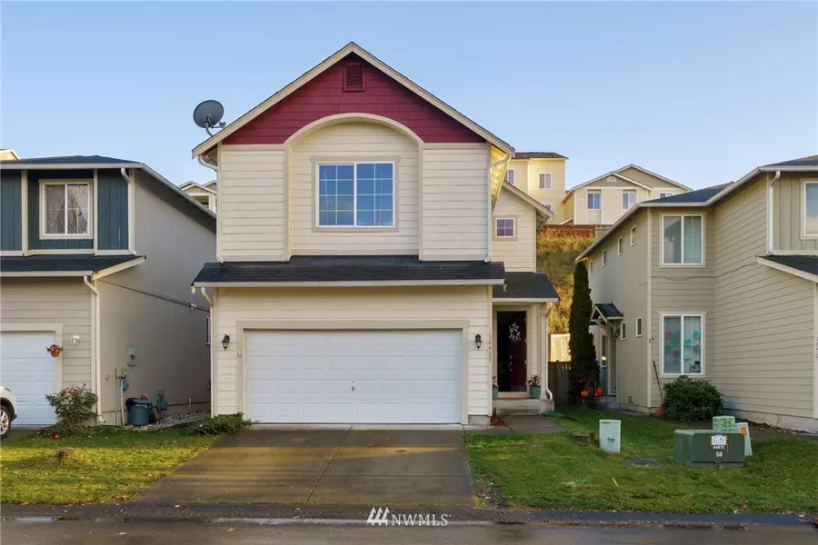 18437 101st AVE E, Puyallup, WA 98375