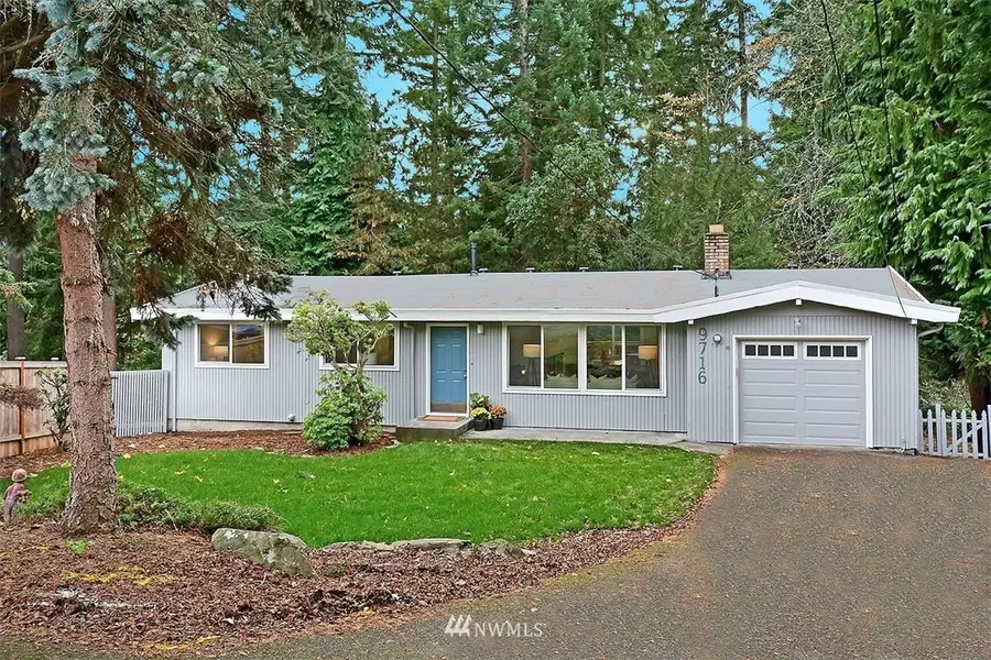 9716 237th PL SW, Edmonds, WA 98020