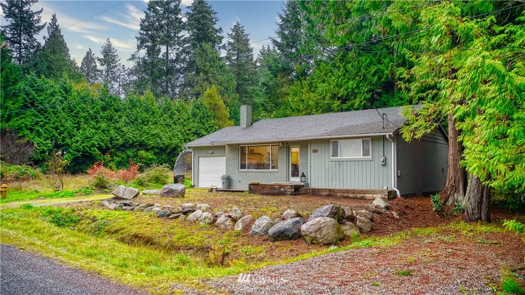 252 Windsor DR, Point Roberts, WA 98281