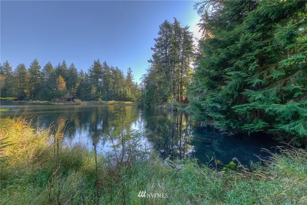 Orcas Island, WA 98279,48 Trout LN