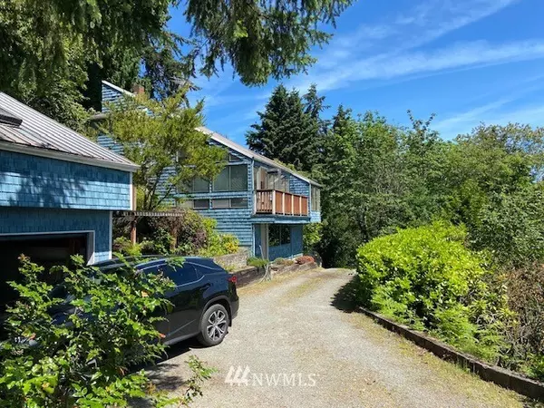 543 Overlake DR E, Medina, WA 98039