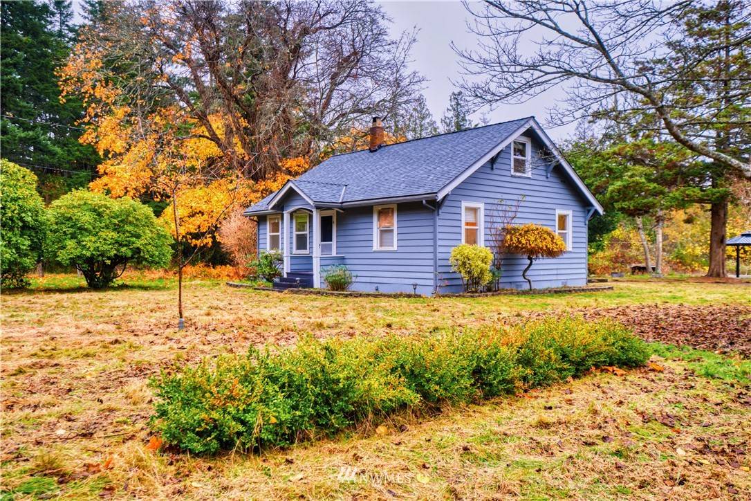 340 Boundary Bay RD, Point Roberts, WA 98281