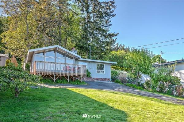 638 Lehman DR, Camano Island, WA 98282