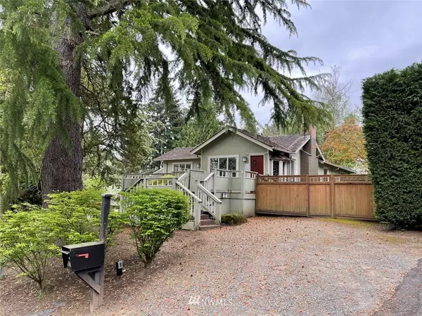 7863 NE 10th ST, Medina, WA 98039