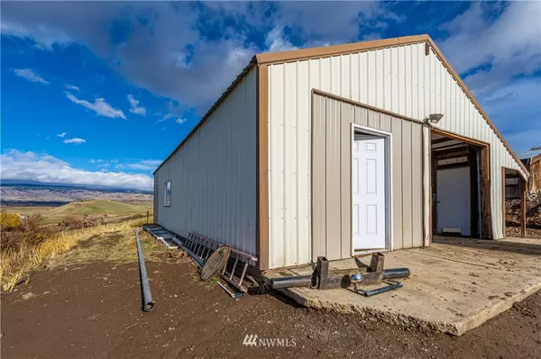 Ellensburg, WA 98926,910 Kerr RD