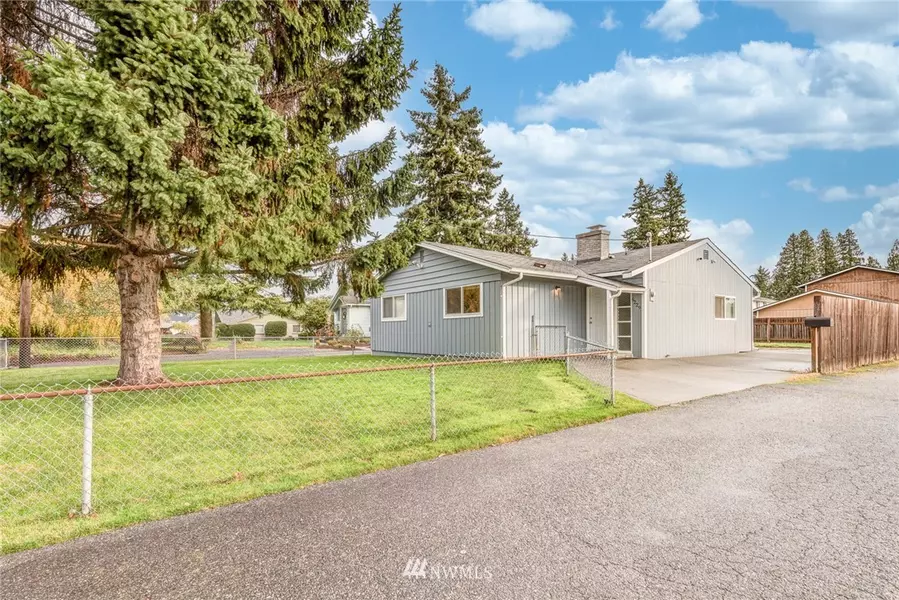 6229 47th AVE NE, Marysville, WA 98270