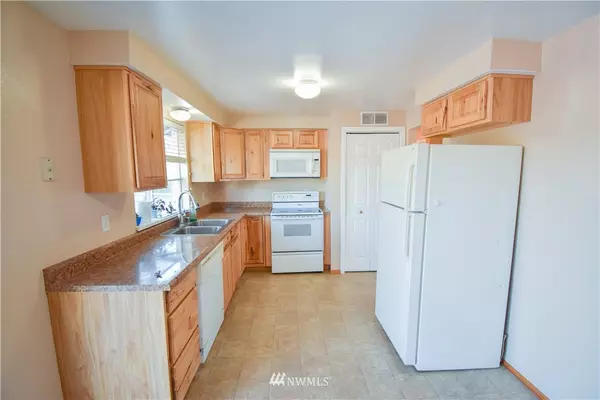 Lynden, WA 98264,238 POLLMAN CIR