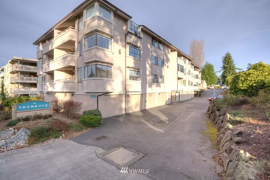 1113 5th AVE S #304, Edmonds, WA 98020