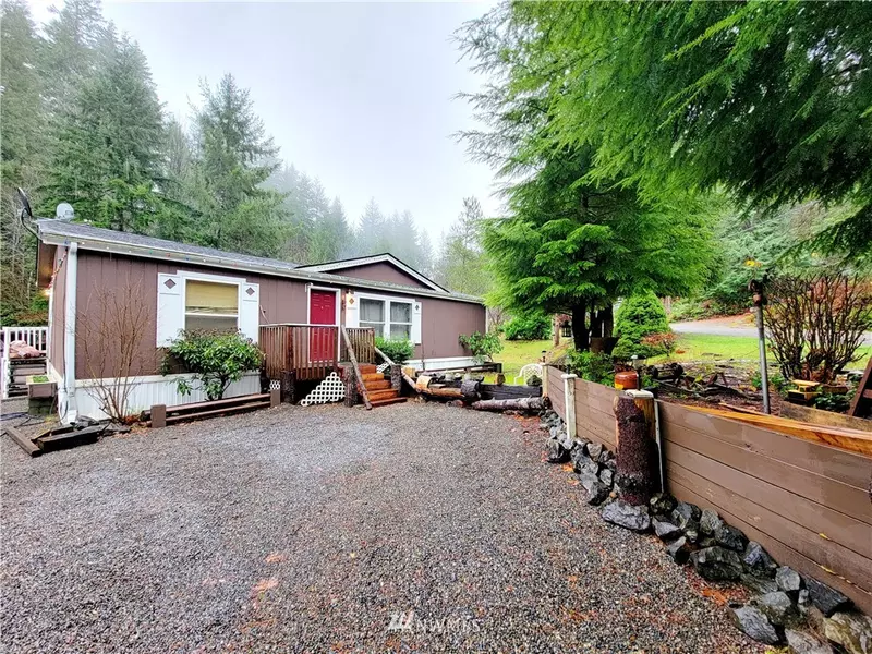 241 W Satsop DR, Elma, WA 98541