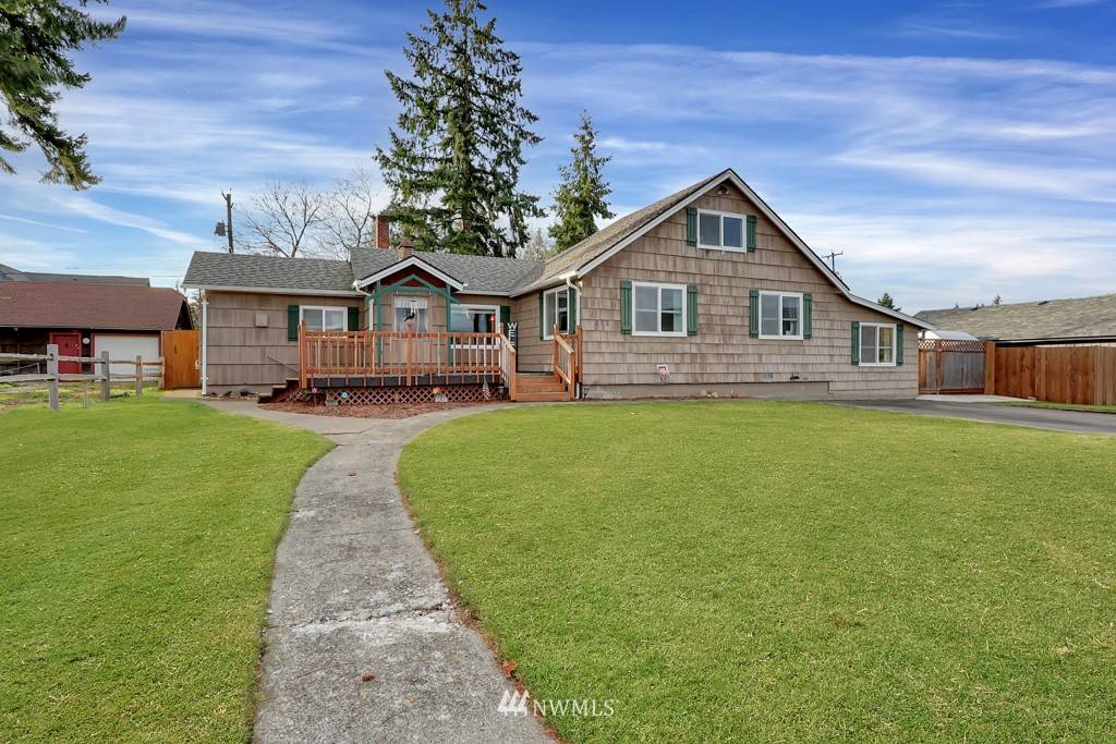 312 Orchard AVE N, Eatonville, WA 98328