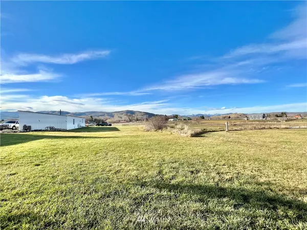 Omak, WA 98841,53 Woods RD