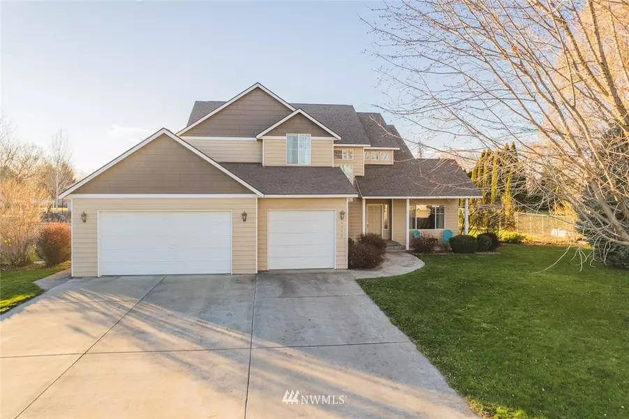 4912 Brent RD NE, Moses Lake, WA 98837