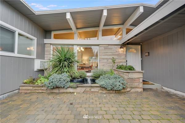 1252 N 172nd ST, Shoreline, WA 98133