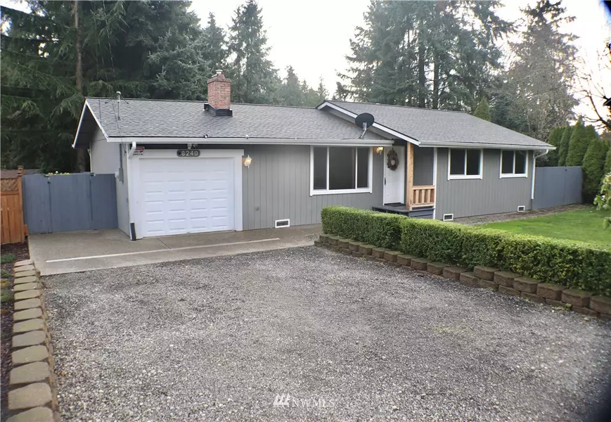 8240 NE Seawind AVE, Poulsbo, WA 98370