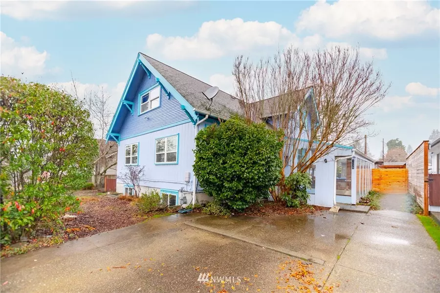 1528 Glass AVE NE, Olympia, WA 98506