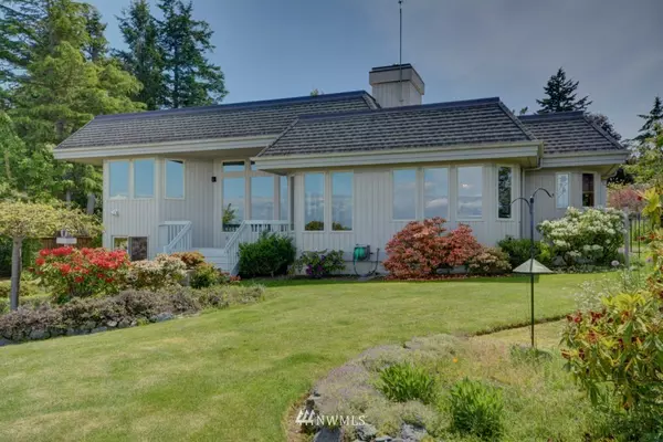 3064 Mount Baker CIR, Oak Harbor, WA 98277