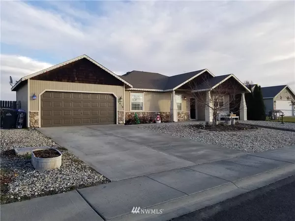 Moses Lake, WA 98837,1419 S Husky DR