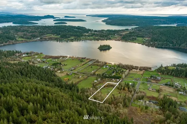 5665 Campbell Lake RD, Anacortes, WA 98221