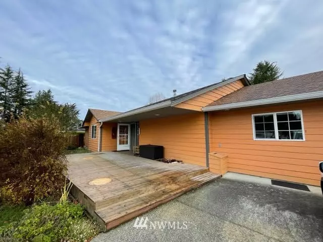 10205 Cummings DR, Sedro Woolley, WA 98284