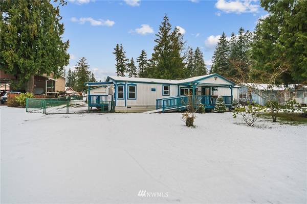 341 Montezuma DR, Carbonado, WA 98323