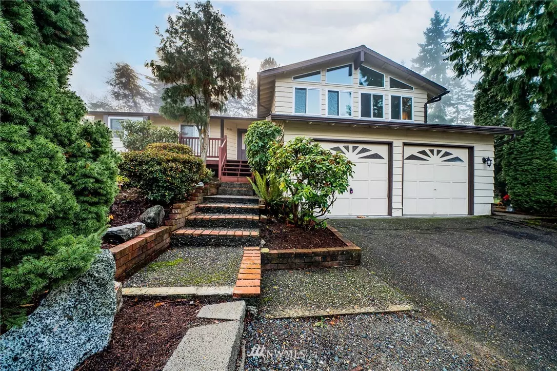 Kenmore, WA 98028,6825 NE 154th CT