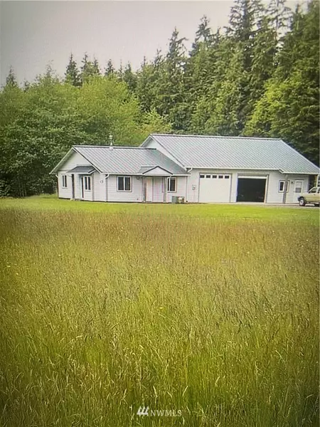 391 Dickey LN, Forks, WA 98331