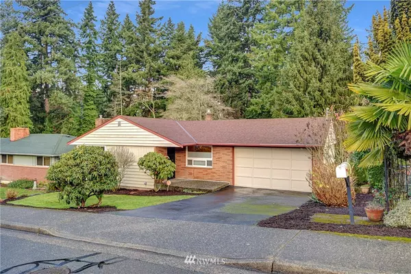 Edmonds, WA 98020,9325 Bowdoin WAY