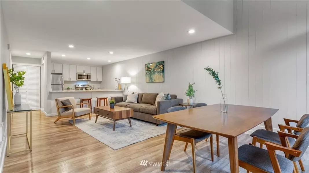 6356 138th AVE NE #208, Redmond, WA 98052