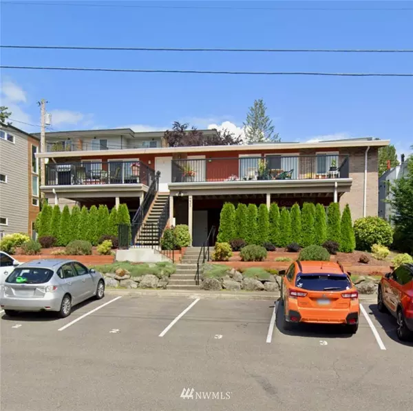 236 4th ST, Kirkland, WA 98033