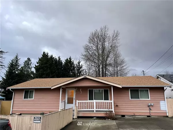 709 106th PL SW, Everett, WA 98204