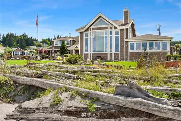 7734 Point No Point RD NE, Hansville, WA 98340