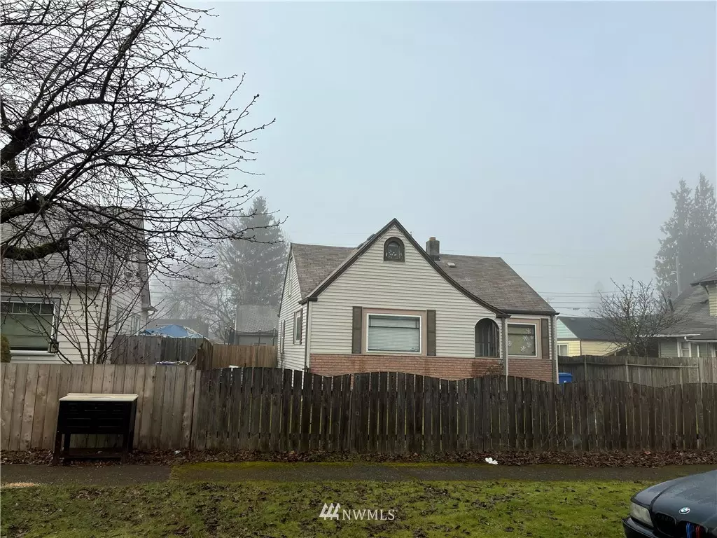 Tacoma, WA 98409,7008 S Warner ST