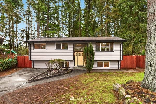 1928 214th ST SW, Lynnwood, WA 98036