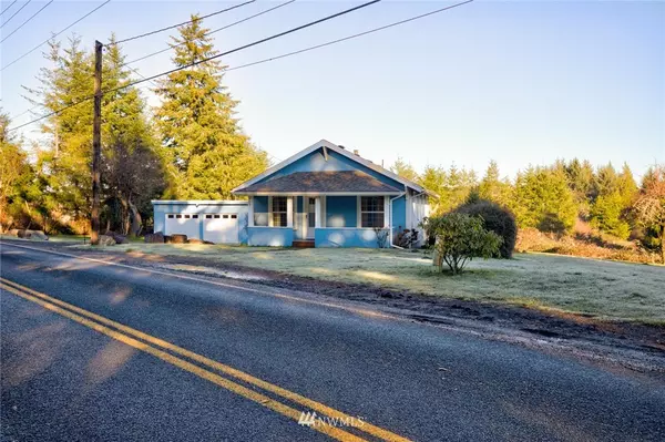 Raymond, WA 98577,2595 Willapa RD