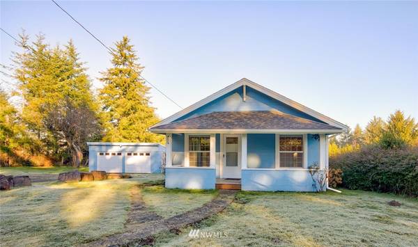 2595 Willapa RD, Raymond, WA 98577