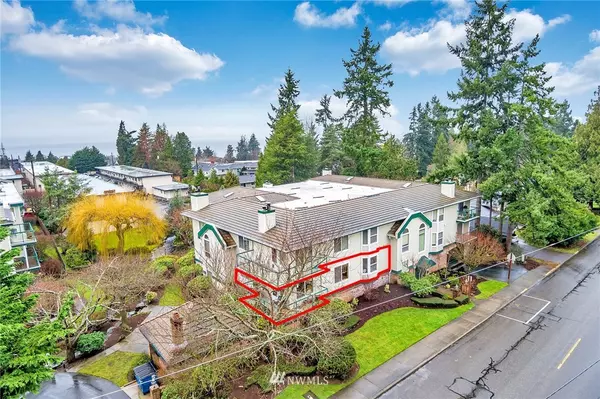 Edmonds, WA 98020,609 7th AVE N #B204